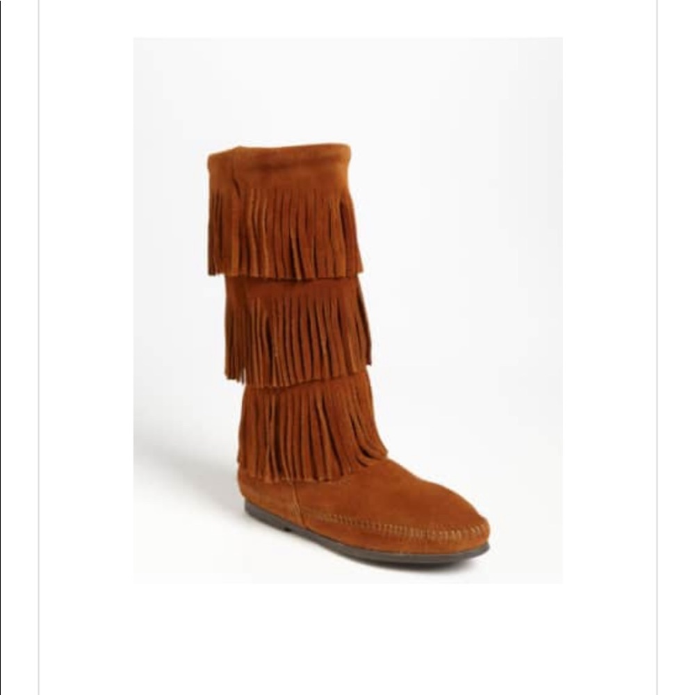 Minnetonka fringe boots